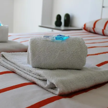 Swordfish Sea View 아파트