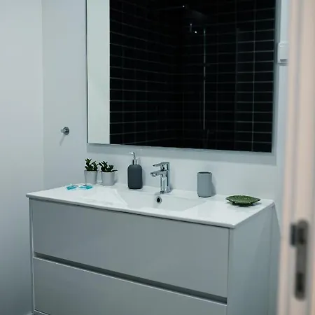 Swordfish Sea View Daire *